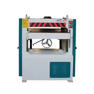 Oppervlakteschaafmachine en vandiktebank
